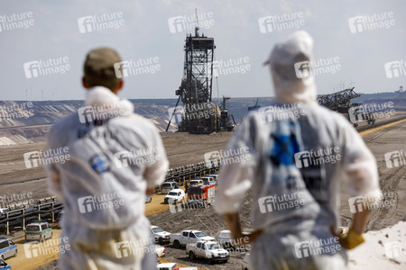'Ende Gelände' Demonstration in Hochneukirch