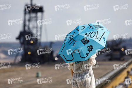 'Ende Gelände' Demonstration in Hochneukirch