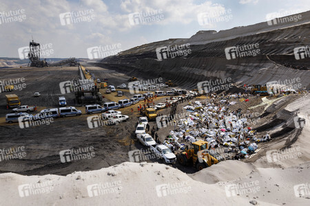 'Ende Gelände' Demonstration in Hochneukirch