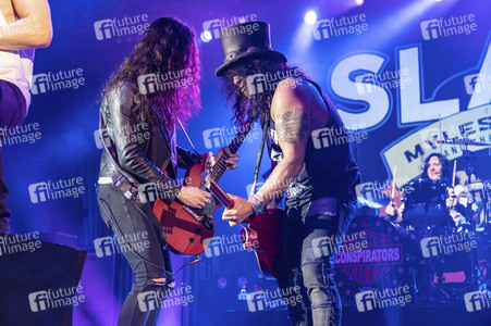 Konzert von Slash featuring Myles Kennedy and The Conspirators in Hannover