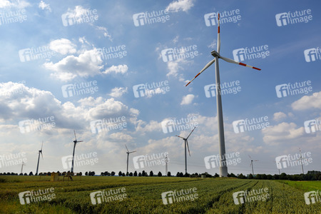 Symbolfoto Windräder