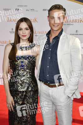 Filmpremiere 'Traumfabrik' in Berlin