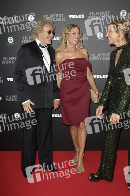 Festivaleröffnung und Filmpremiere 'The Art of Self-Defense', Filmfest München 2019