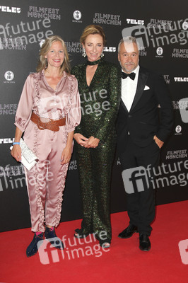 Festivaleröffnung und Filmpremiere 'The Art of Self-Defense', Filmfest München 2019