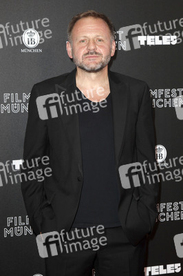 Festivaleröffnung und Filmpremiere 'The Art of Self-Defense', Filmfest München 2019