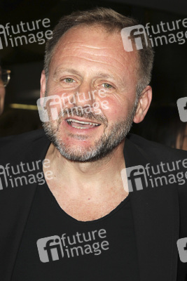 Festivaleröffnung und Filmpremiere 'The Art of Self-Defense', Filmfest München 2019