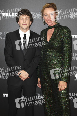 Festivaleröffnung und Filmpremiere 'The Art of Self-Defense', Filmfest München 2019