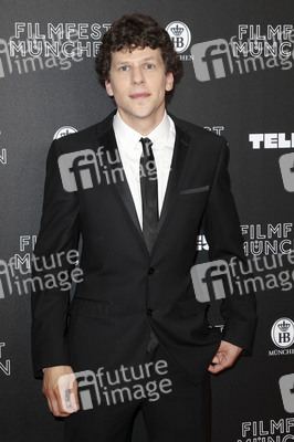 Festivaleröffnung und Filmpremiere 'The Art of Self-Defense', Filmfest München 2019