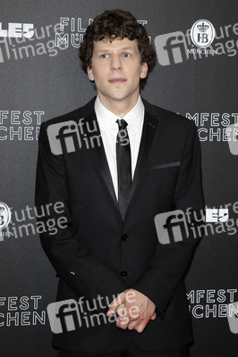 Festivaleröffnung und Filmpremiere 'The Art of Self-Defense', Filmfest München 2019