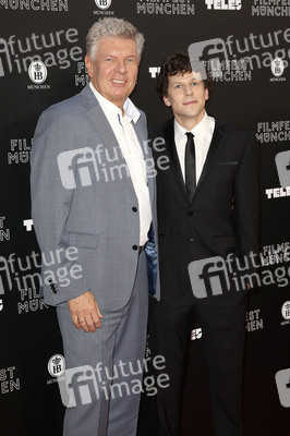 Festivaleröffnung und Filmpremiere 'The Art of Self-Defense', Filmfest München 2019