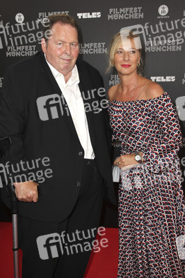 Festivaleröffnung und Filmpremiere 'The Art of Self-Defense', Filmfest München 2019