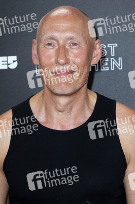 Festivaleröffnung und Filmpremiere 'The Art of Self-Defense', Filmfest München 2019