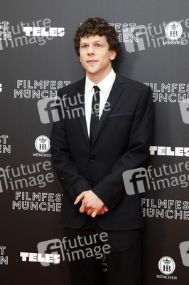 Festivaleröffnung und Filmpremiere 'The Art of Self-Defense', Filmfest München 2019