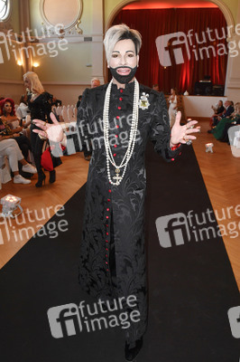 Präsentation der Brautmodenkollektion Pompöös by Semiha Bähr in Berlin