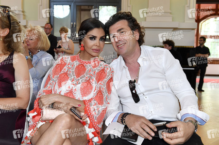 Präsentation der Brautmodenkollektion Pompöös by Semiha Bähr in Berlin