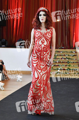 Präsentation der Brautmodenkollektion Pompöös by Semiha Bähr in Berlin