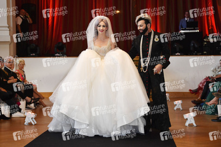 Präsentation der Brautmodenkollektion Pompöös by Semiha Bähr in Berlin