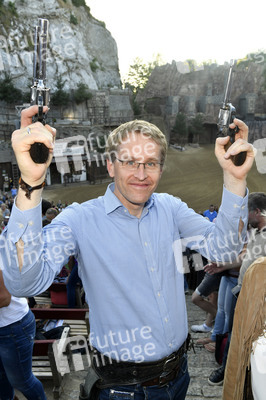 Premiere 'Unter Geiern - Der Sohn des Bärenjägers' in Bad Segeberg