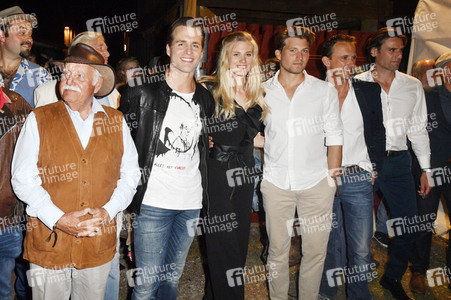 Premiere 'Unter Geiern - Der Sohn des Bärenjägers' in Bad Segeberg