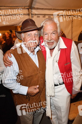 Premiere 'Unter Geiern - Der Sohn des Bärenjägers' in Bad Segeberg