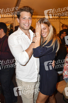 Premiere 'Unter Geiern - Der Sohn des Bärenjägers' in Bad Segeberg