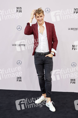 Guido Maria Kretschmer Fashion Show auf der Berlin Fashion Week Spring/Summer 2020