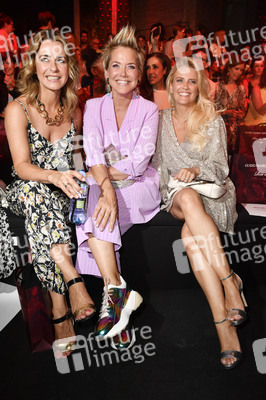 Guido Maria Kretschmer Fashion Show auf der Berlin Fashion Week Spring/Summer 2020