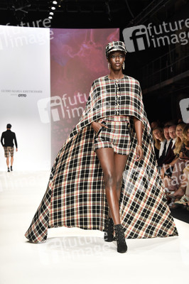 Guido Maria Kretschmer Fashion Show auf der Berlin Fashion Week Spring/Summer 2020