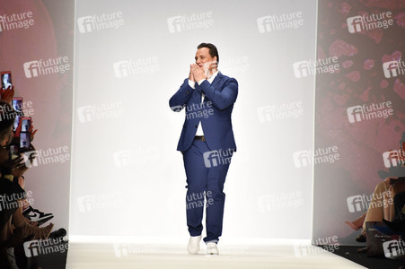 Guido Maria Kretschmer Fashion Show auf der Berlin Fashion Week Spring/Summer 2020