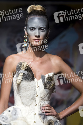 Maya Hansen Fashion Show auf der Mercedes-Benz Fashion Week Madrid Spring/Summer 2020