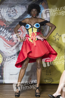 Maya Hansen Fashion Show auf der Mercedes-Benz Fashion Week Madrid Spring/Summer 2020