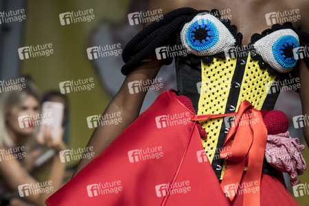 Maya Hansen Fashion Show auf der Mercedes-Benz Fashion Week Madrid Spring/Summer 2020