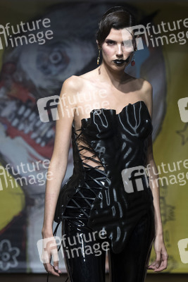 Maya Hansen Fashion Show auf der Mercedes-Benz Fashion Week Madrid Spring/Summer 2020