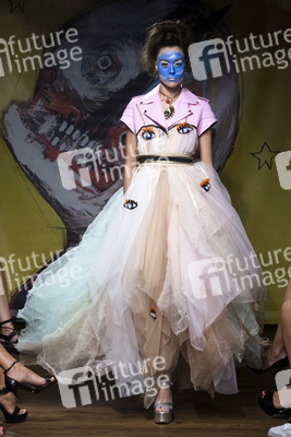 Maya Hansen Fashion Show auf der Mercedes-Benz Fashion Week Madrid Spring/Summer 2020