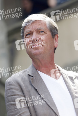 Settermin 'Unsere wunderbaren Jahre' in Solingen