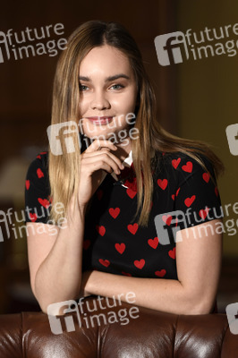 Photoshooting mit Kara Hayward und Liana Liberato, Karlovy Vary International Film Festival 2019