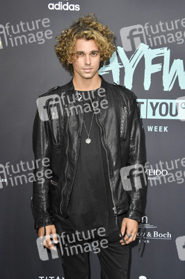 AYFW Opening Show auf der Berlin Fashion Week Spring/Summer 2020