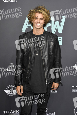 AYFW Opening Show auf der Berlin Fashion Week Spring/Summer 2020