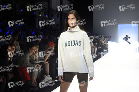 Adidas Fashion Show auf der About You Fashion Week in Berlin