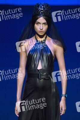 Alaska Fashion Show auf der Mercedes-Benz Fashion Week Madrid Spring/Summer 2020