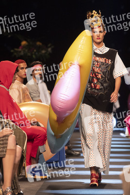 Brain&Beast Fashion Show auf der Mercedes-Benz Fashion Week Madrid Spring/Summer 2020