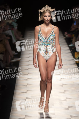 Dolores Cortes Fashion Show auf der Mercedes-Benz Fashion Week Madrid Spring/Summer 2020