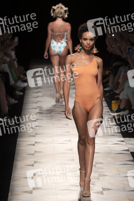 Dolores Cortes Fashion Show auf der Mercedes-Benz Fashion Week Madrid Spring/Summer 2020