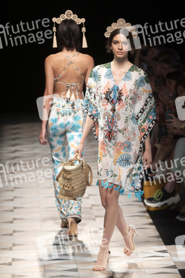 Dolores Cortes Fashion Show auf der Mercedes-Benz Fashion Week Madrid Spring/Summer 2020