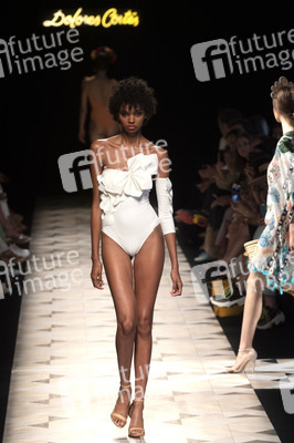 Dolores Cortes Fashion Show auf der Mercedes-Benz Fashion Week Madrid Spring/Summer 2020