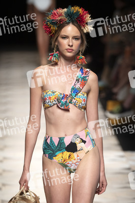 Dolores Cortes Fashion Show auf der Mercedes-Benz Fashion Week Madrid Spring/Summer 2020