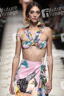 Dolores Cortes Fashion Show auf der Mercedes-Benz Fashion Week Madrid Spring/Summer 2020