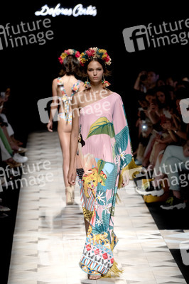 Dolores Cortes Fashion Show auf der Mercedes-Benz Fashion Week Madrid Spring/Summer 2020