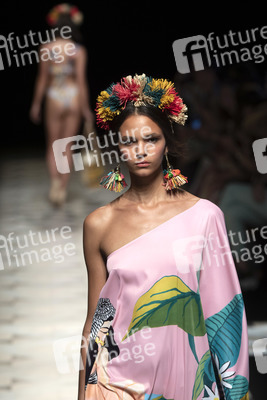 Dolores Cortes Fashion Show auf der Mercedes-Benz Fashion Week Madrid Spring/Summer 2020