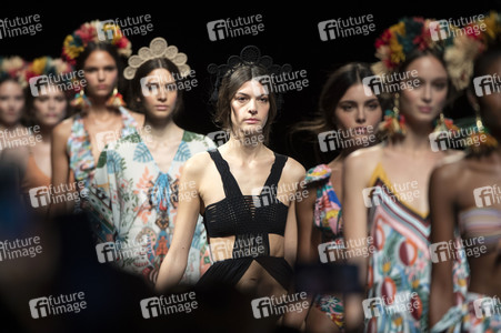 Dolores Cortes Fashion Show auf der Mercedes-Benz Fashion Week Madrid Spring/Summer 2020